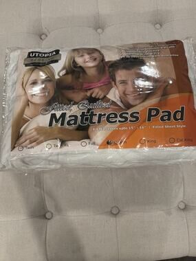 Utopia Bedding Quilted Fitted Mattress Pad Queen Deep Pocket 15-16in Cover